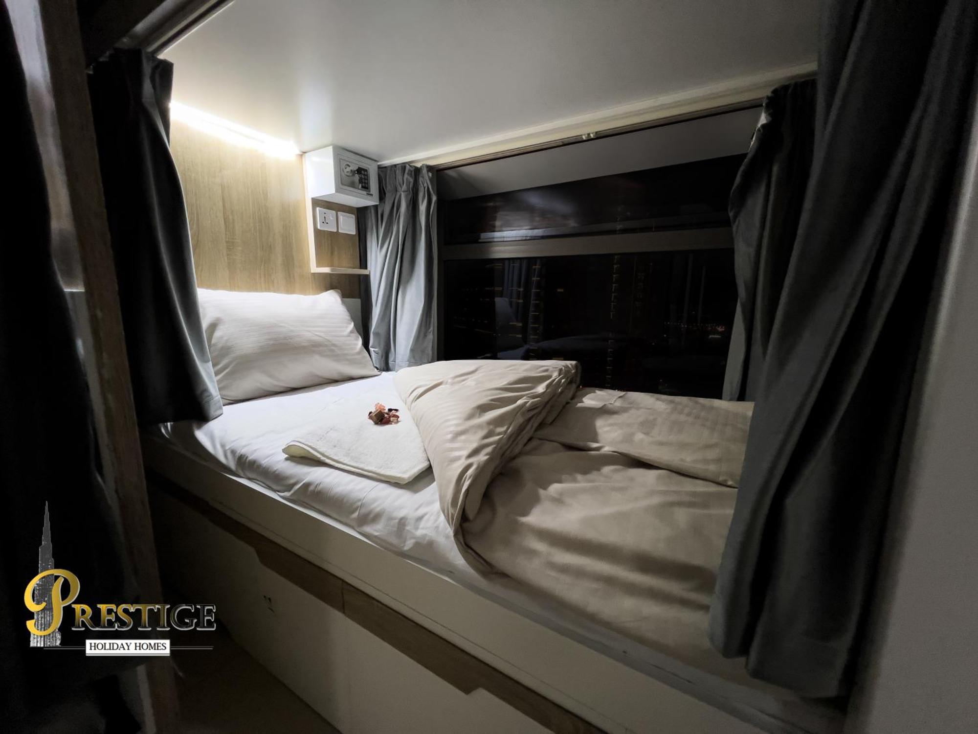 ドバイ Prestigeホステル エクステリア 写真